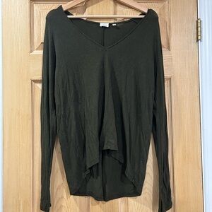Wilfred Dark Green Long Sleeve V-Neck Top